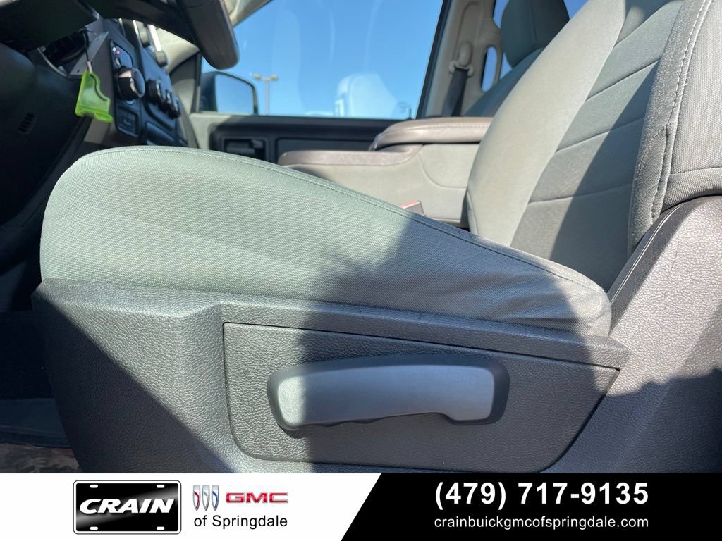 Used 2018 RAM 1500 Express w/ Express Value Package AWD/4WD image 11