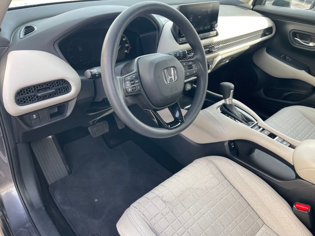 Certified 2024 Honda HR-V LX image 5