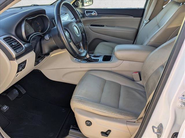 Used 2019 Jeep Grand Cherokee Limited RWD image 16