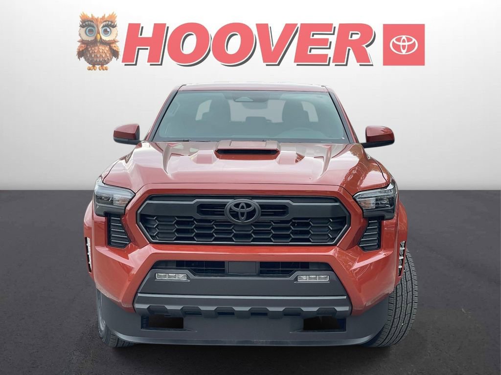 Used 2025 Toyota Tacoma TRD Sport AWD/4WD image 8