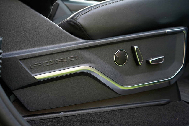 Used 2022 Ford F150 Raptor w/ Convenience Package image 32