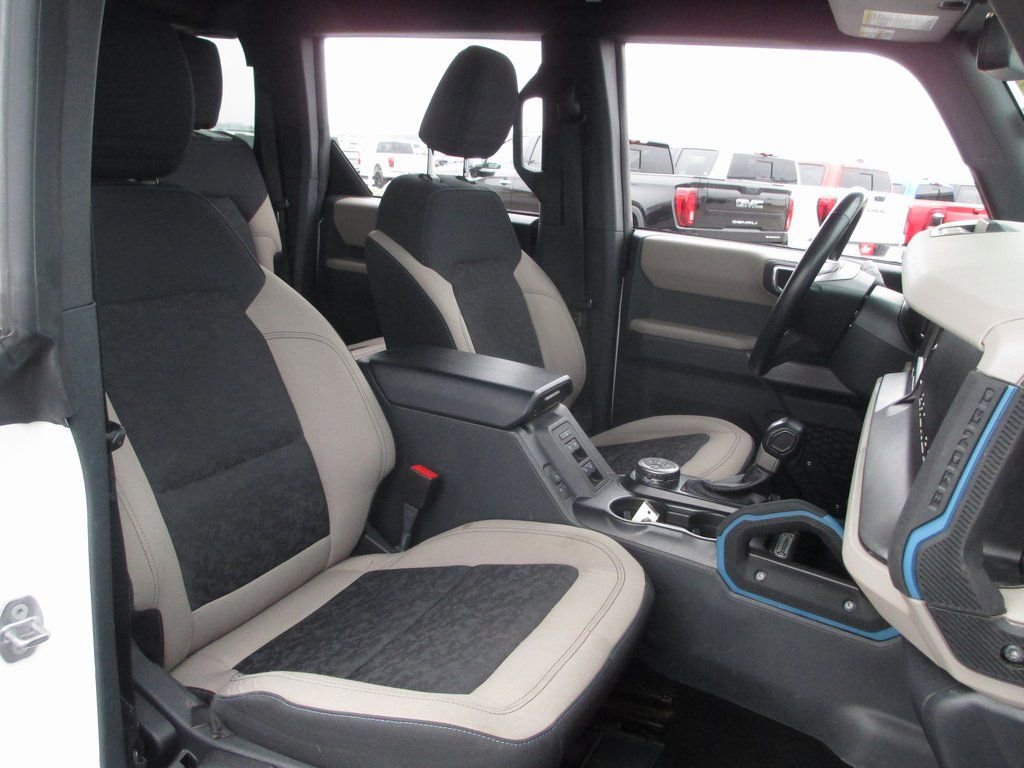 Used 2022 Ford Bronco Wildtrak AWD/4WD image 19