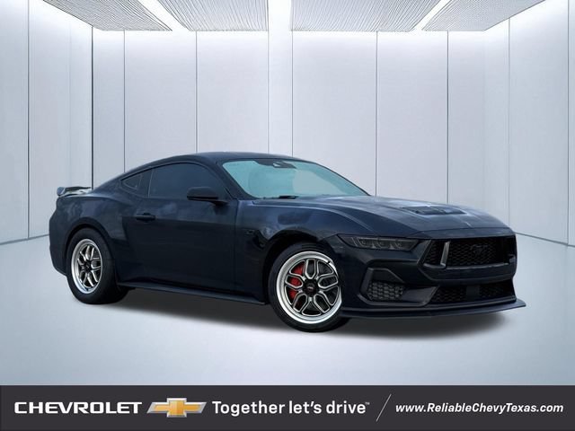 Used 2025 Ford Mustang GT RWD image 1
