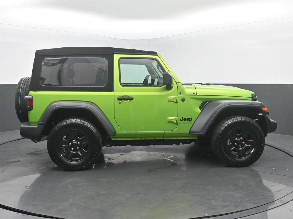 Used 2025 Jeep Wrangler Sport AWD/4WD image 6