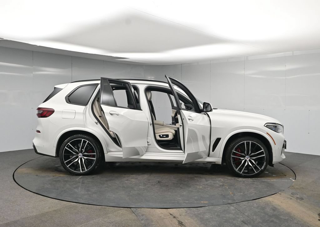 Used 2023 BMW X5 M50i w/ Executive Package AWD/4WD image 55