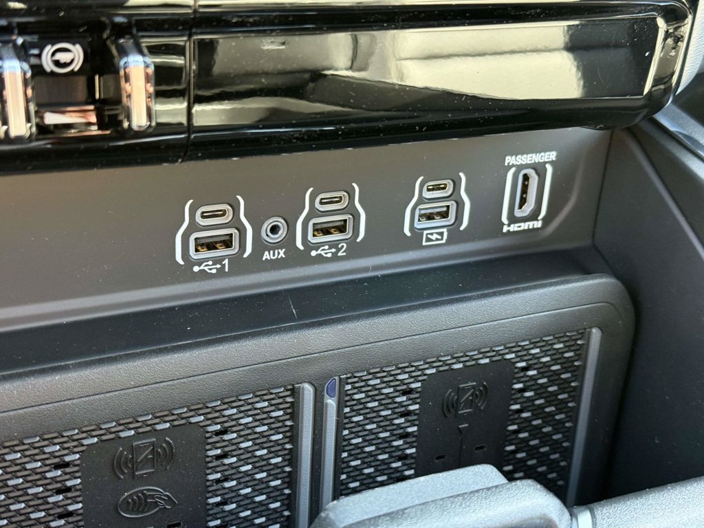 New 2026 RAM 1500 Laramie w/ Night Edition AWD/4WD image 28