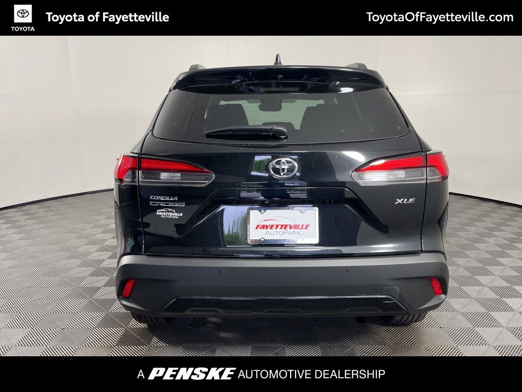Used 2026 Toyota Corolla Cross XLE w/ Convenience Package FWD image 11