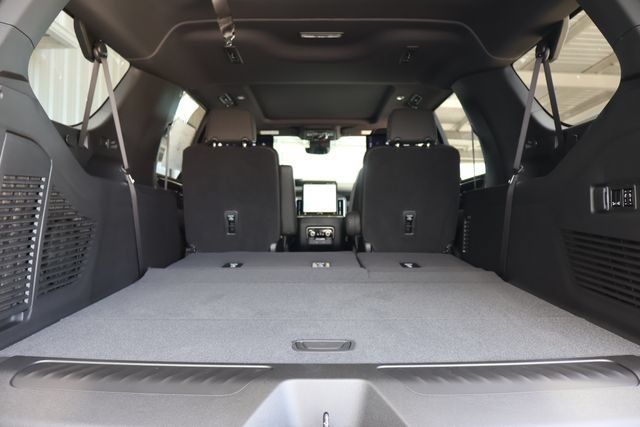 New 2026 GMC Yukon XL Elevation w/ Elevation Premium Package RWD image 22