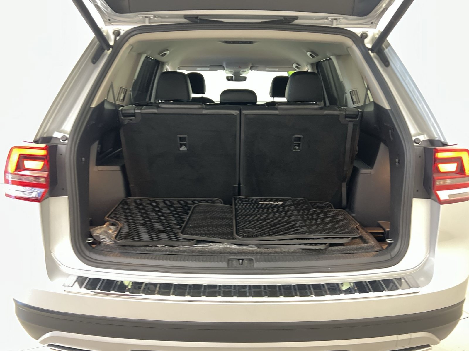 Used 2019 Volkswagen Atlas SE AWD/4WD image 26