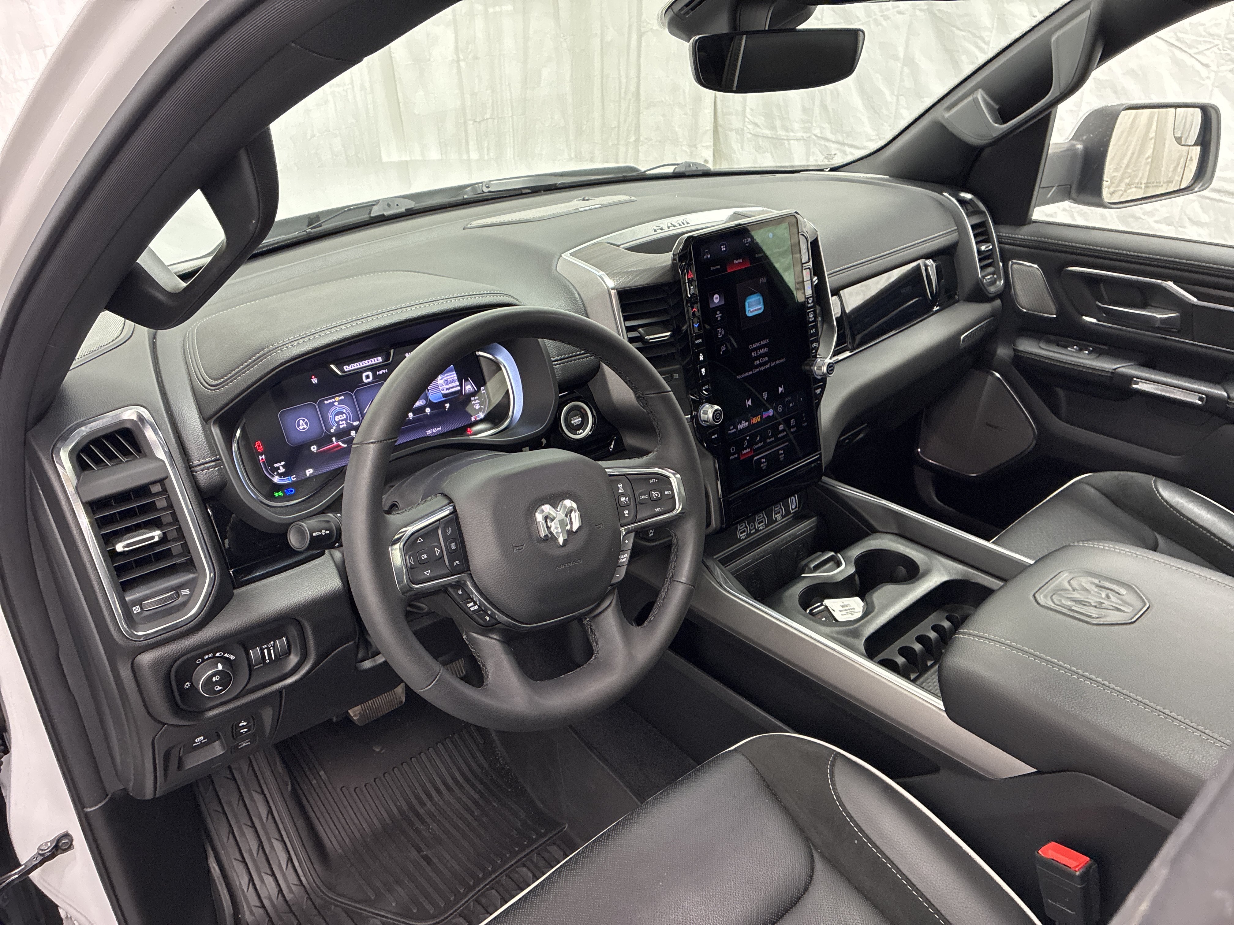 Certified 2025 RAM 1500 Laramie AWD/4WD image 16