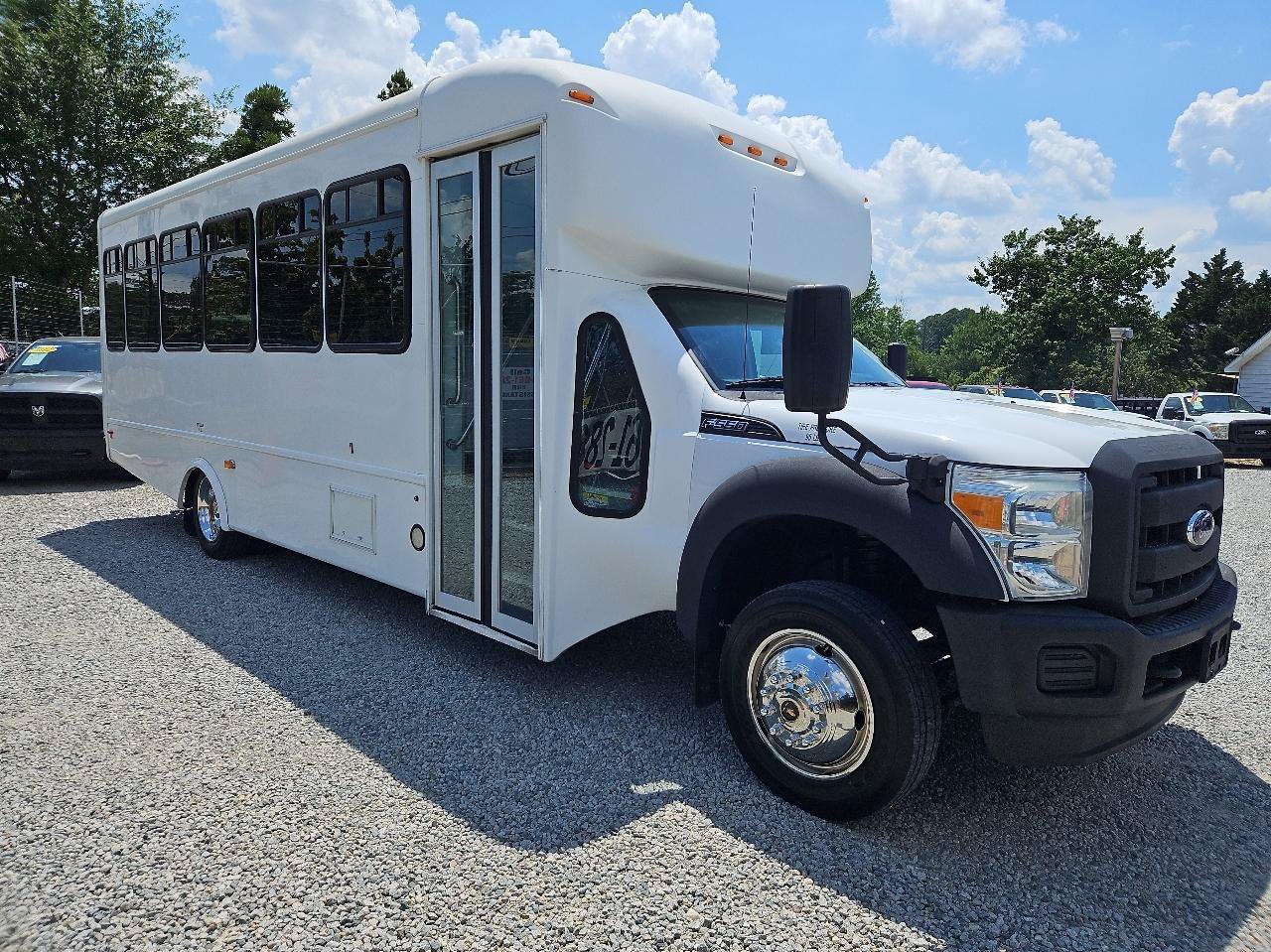 Used 2016 Ford F550 Luxury RWD image 7