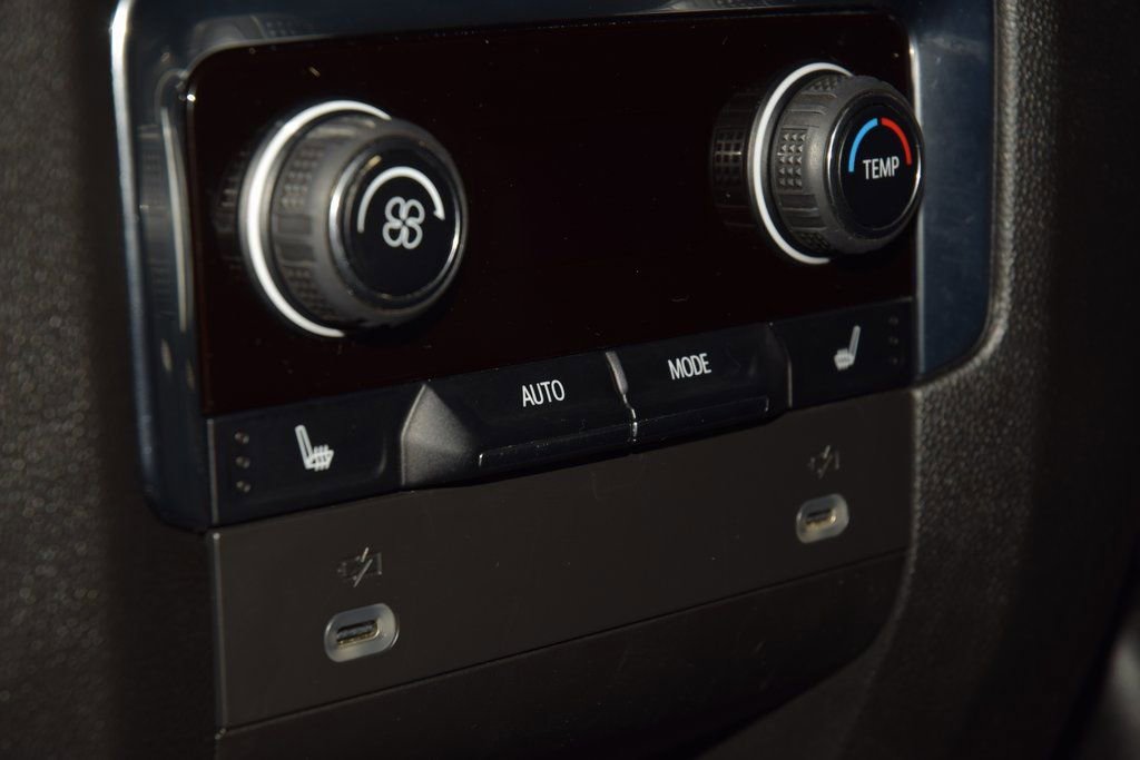 Used 2023 Chevrolet Tahoe High Country image 42