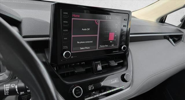 Used 2022 Toyota Corolla Cross LE image 14