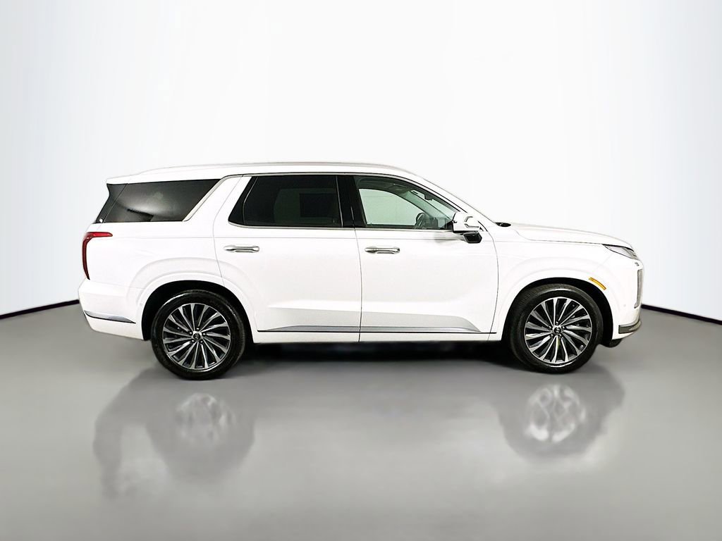 Used 2024 Hyundai Palisade Calligraphy FWD image 7