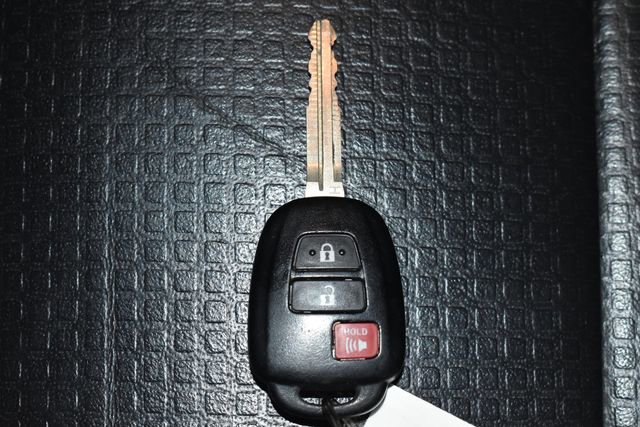 Used 2020 Toyota Tacoma TRD Sport image 24