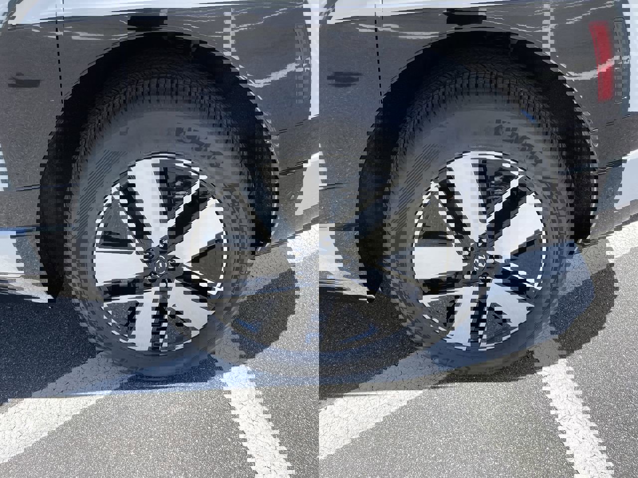 New 2026 Hyundai Ioniq 9 SEL image 25