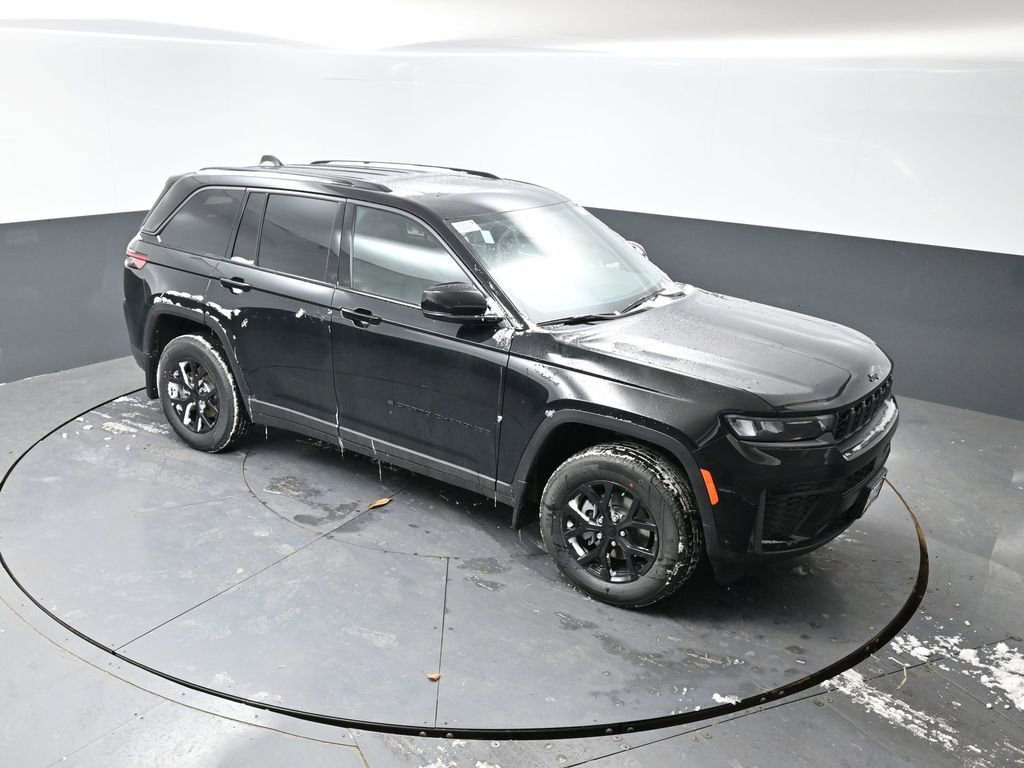 New 2026 Jeep Grand Cherokee Altitude image 31