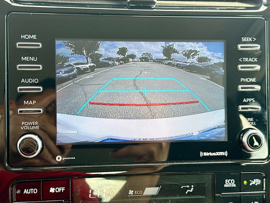 Used 2022 Toyota Prius LE FWD image 17