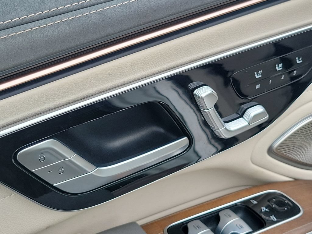 Used 2022 Mercedes-Benz EQS 450+ Sedan image 21