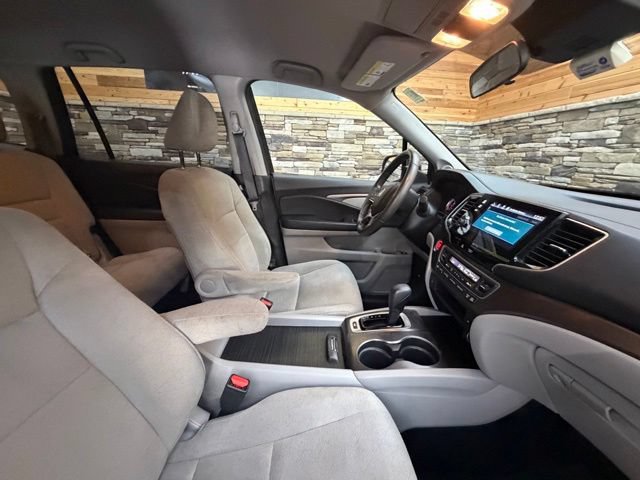 Used 2019 Honda Pilot EX image 16