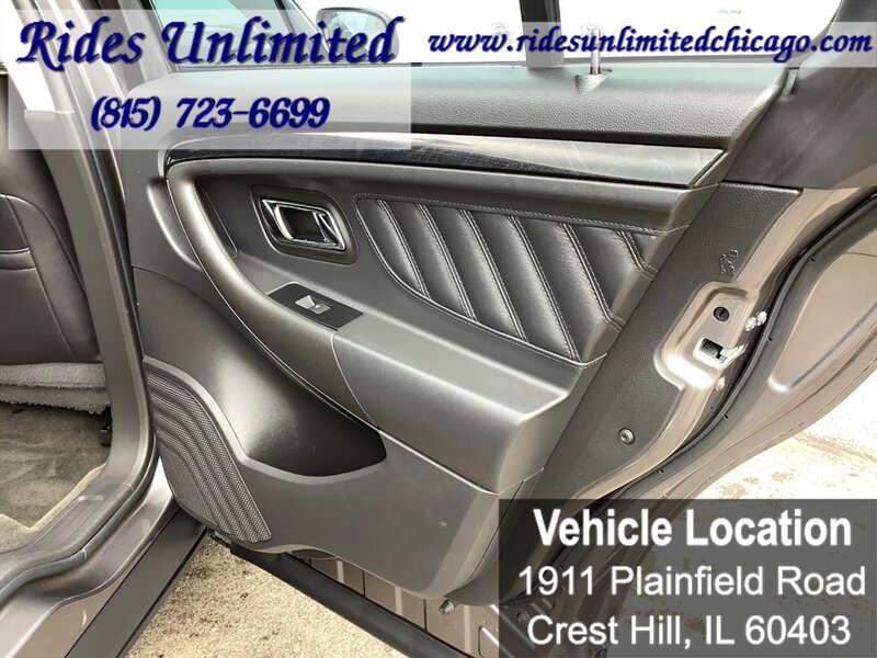 Used 2011 Ford Taurus Limited FWD image 16