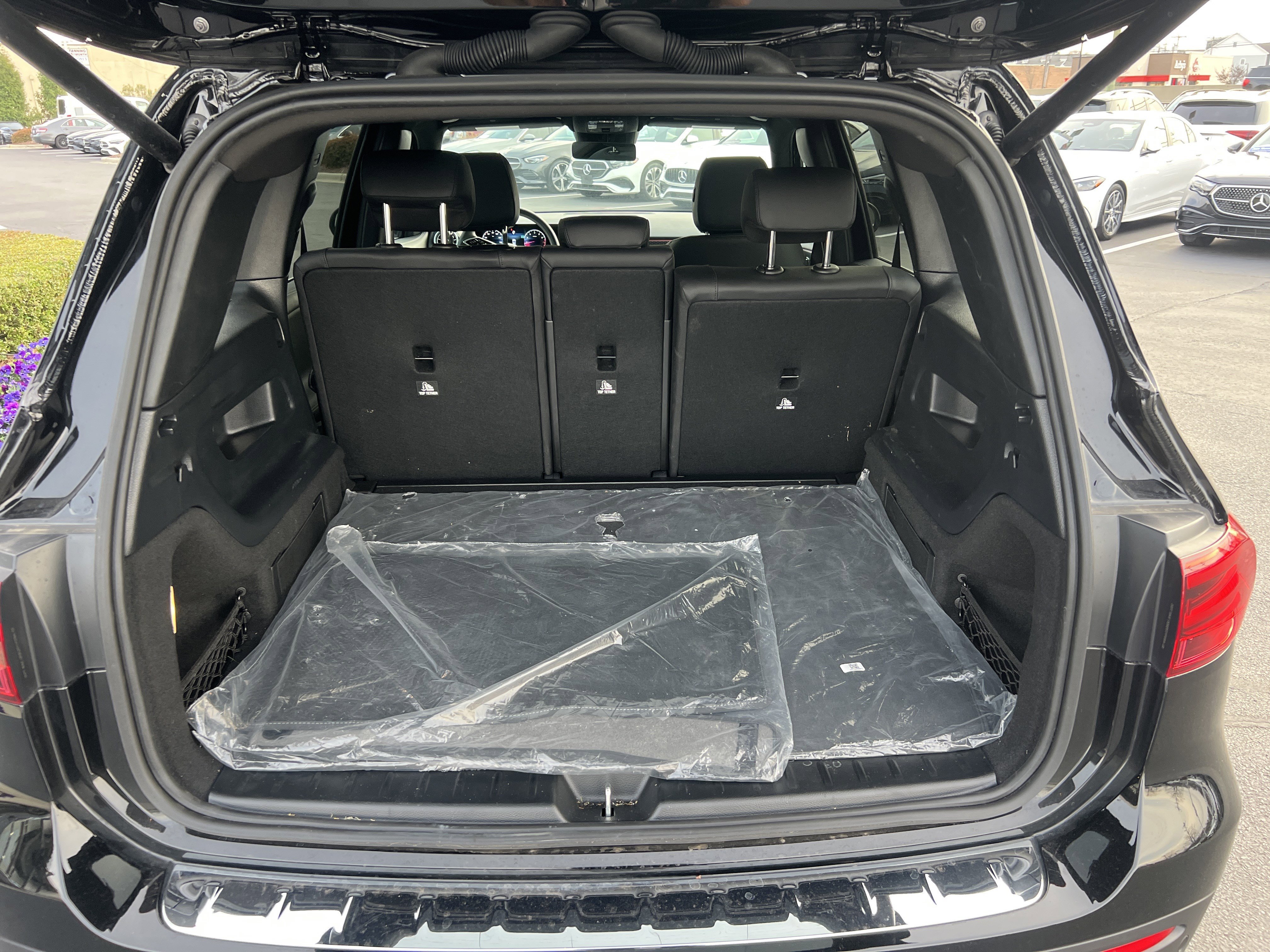 Certified 2025 Mercedes-Benz GLB 250 image 34