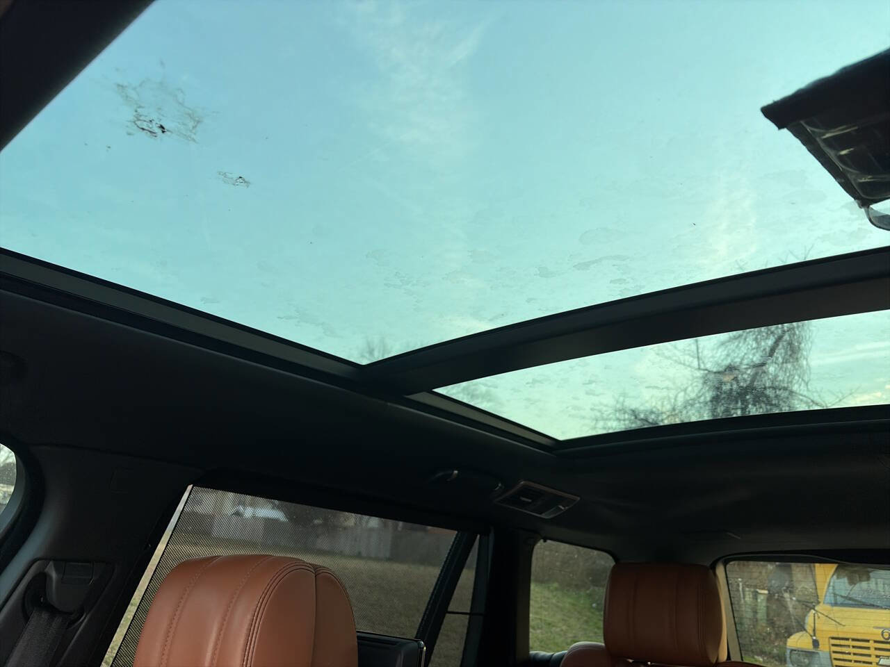 Used 2017 Land Rover Range Rover Long Wheelbase Autobiography image 29