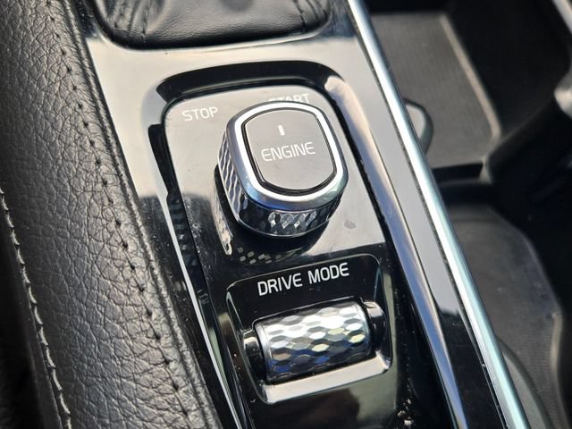 Used 2017 Volvo S90 T5 Momentum w/ Convenience Package FWD image 21