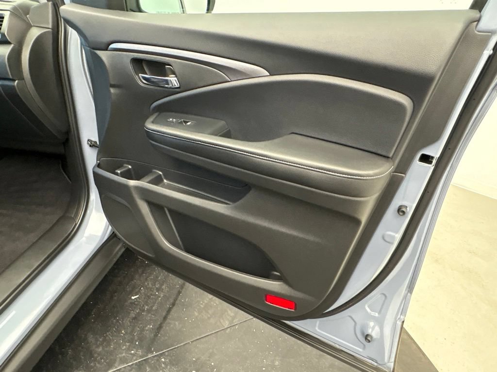 Used 2023 Honda Ridgeline RTL image 23