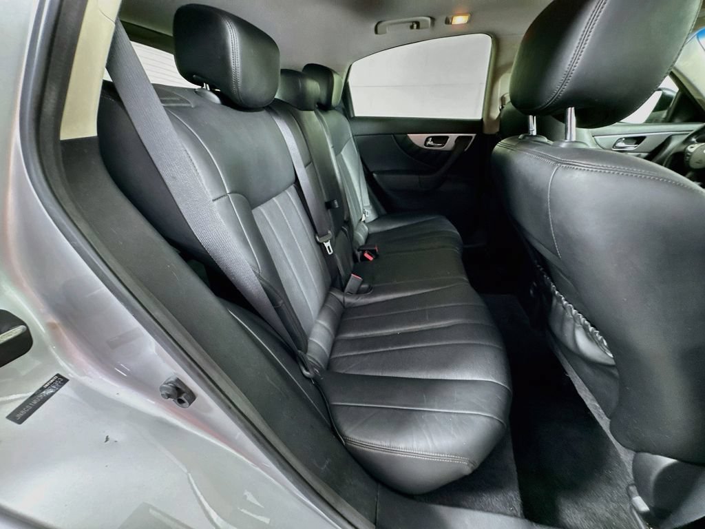 Used 2016 INFINITI QX70 2WD image 35
