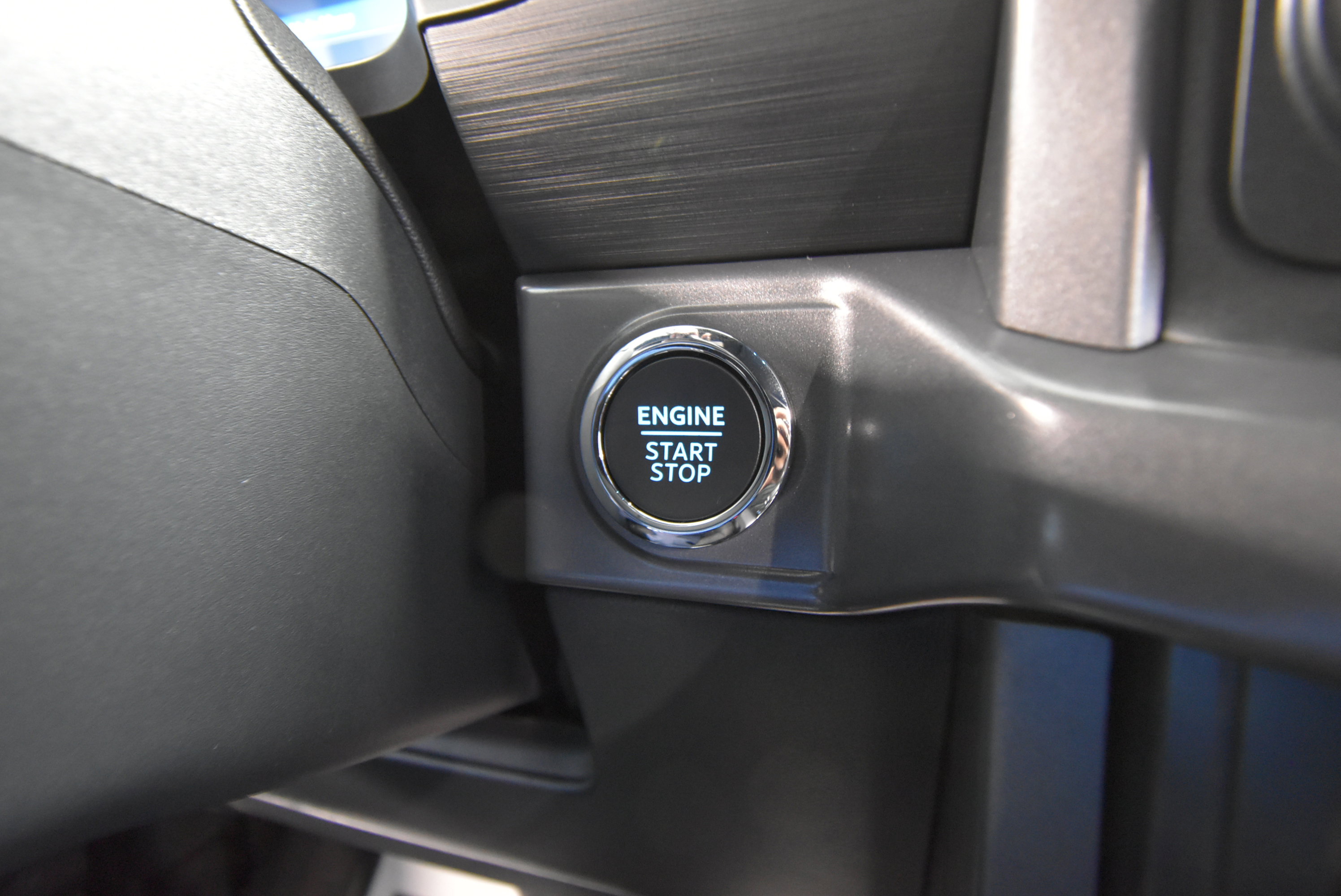 New 2025 Ford F150 XLT w/ Equipment Group 302A MID image 10