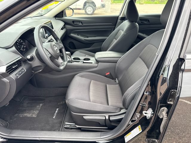 Certified 2025 Nissan Altima 2.5 S FWD image 10