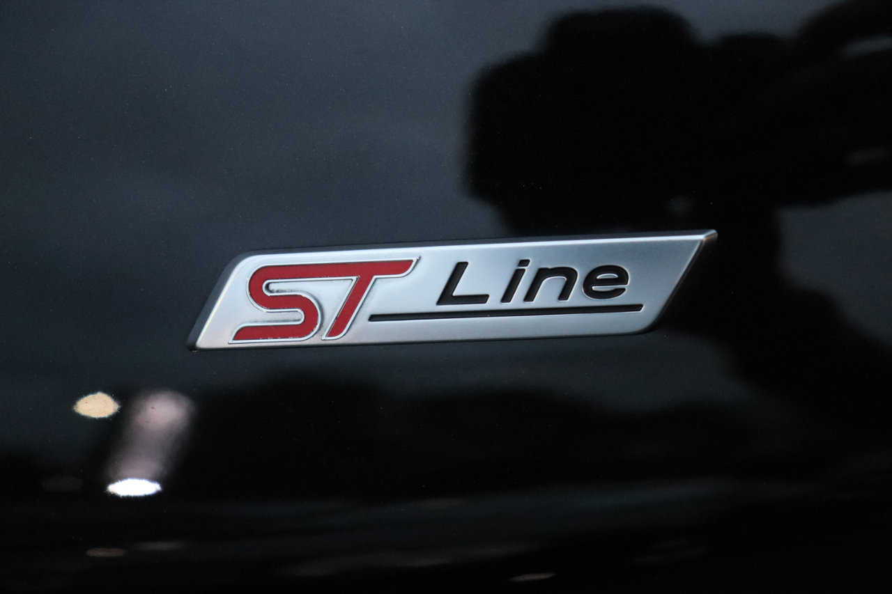 Used 2025 Ford Explorer ST-Line image 69