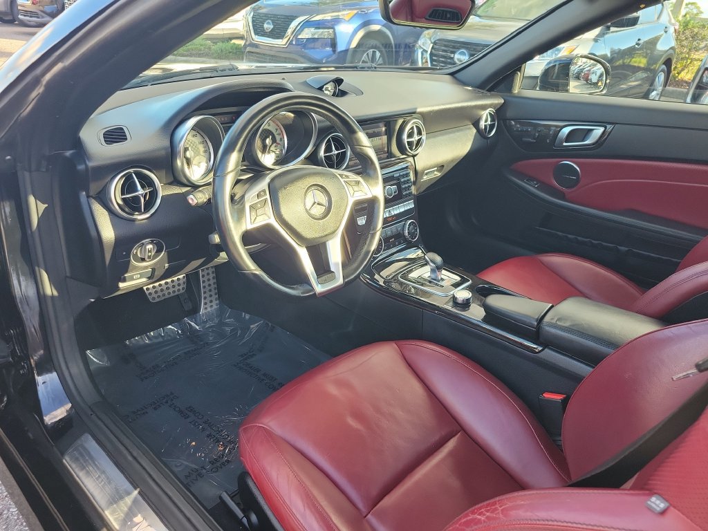 Used 2016 Mercedes-Benz SLK 300 image 9