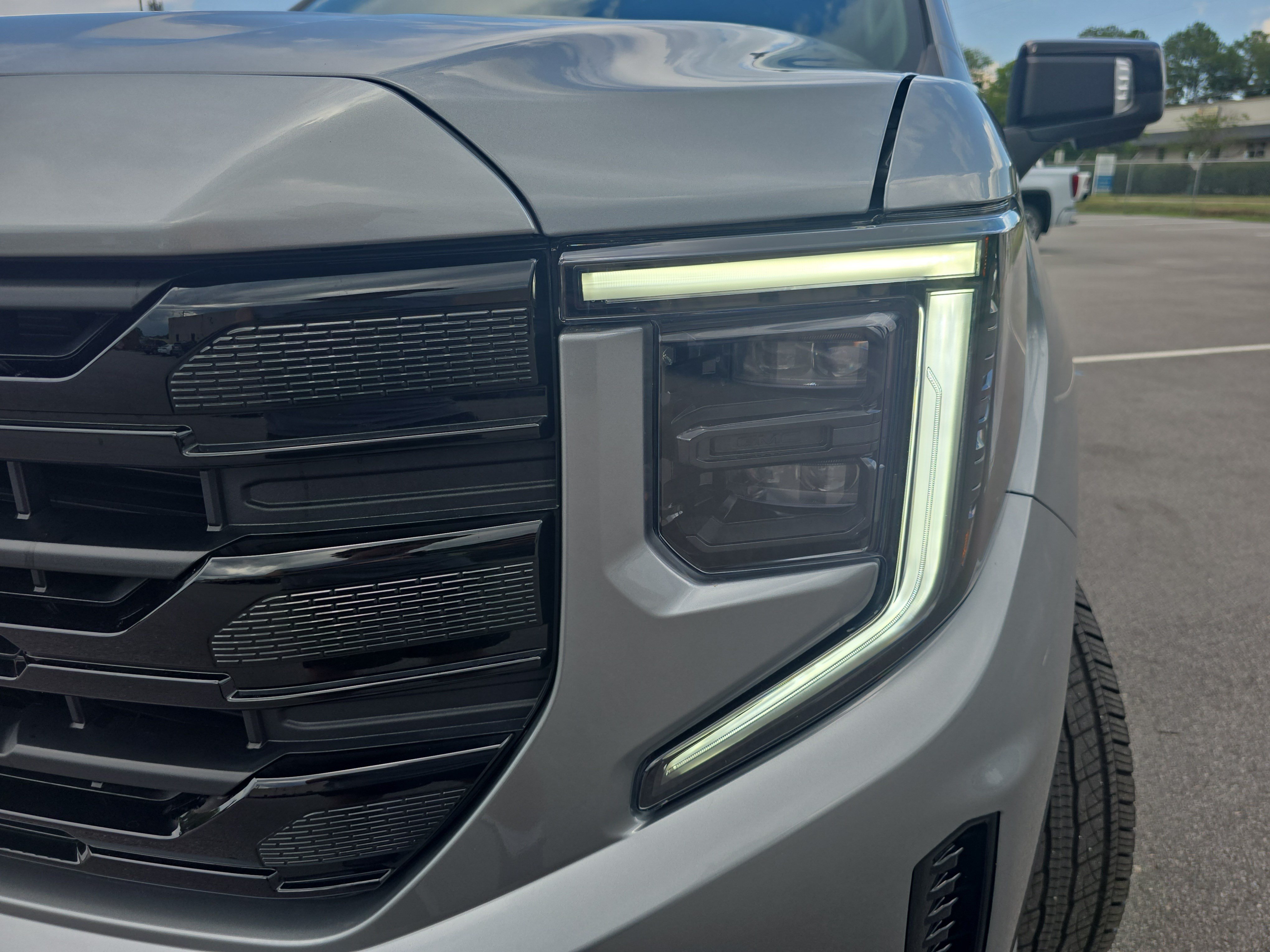 Used 2026 GMC Sierra 1500 Elevation w/ Elevation Premium Package AWD/4WD image 31