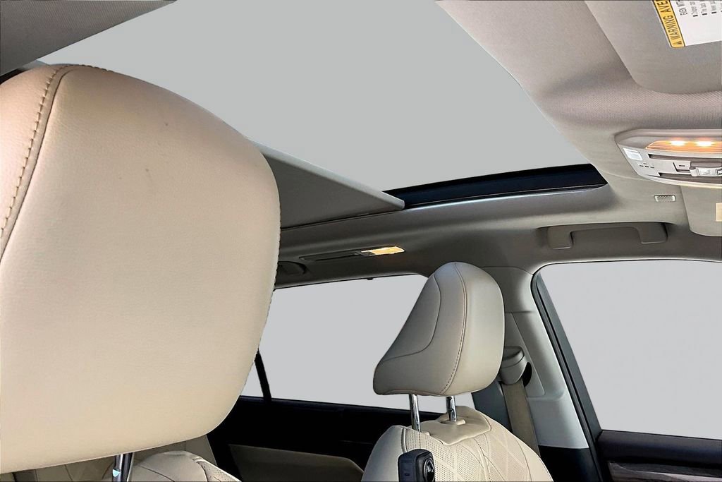 Used 2021 Toyota Highlander Platinum AWD/4WD image 30