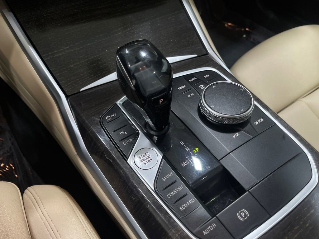 Used 2020 BMW 330i Sedan w/ Convenience Package image 28