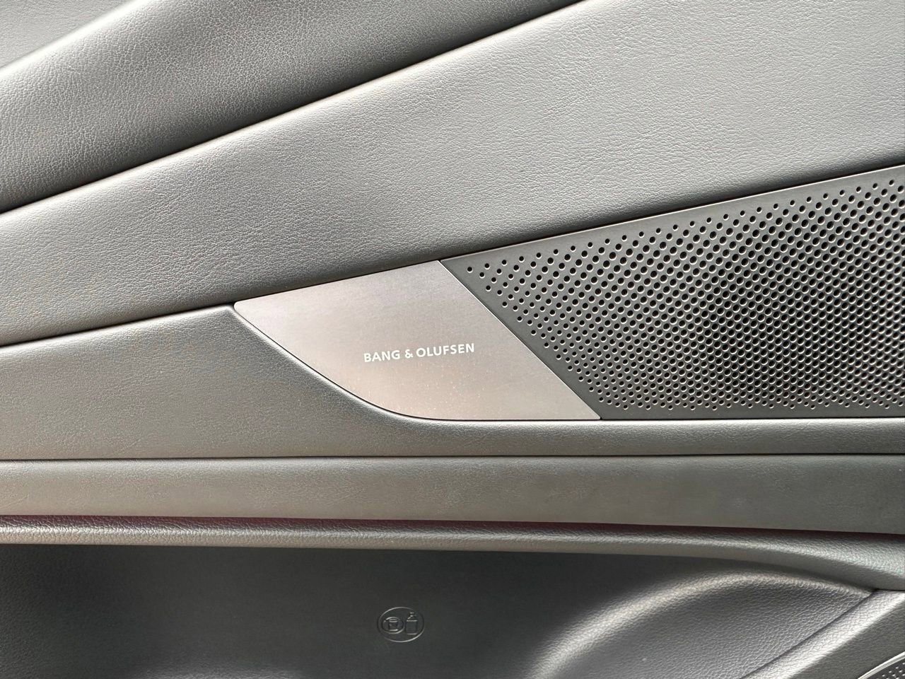 Used 2025 Genesis G80 3.5T Sport image 28