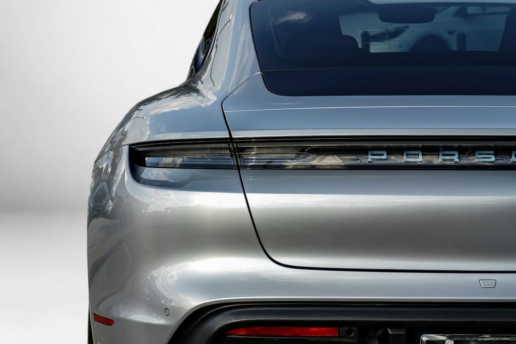 Used 2022 Porsche Taycan image 49