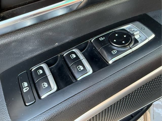 Used 2022 Kia Telluride EX w/ EX Premium Package AWD/4WD image 34