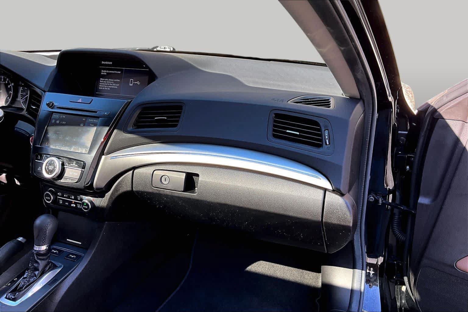 Used 2022 Acura ILX w/ Premium Package FWD image 18