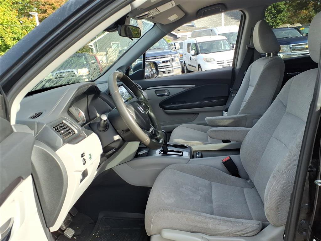 Used 2019 Honda Pilot LX image 19