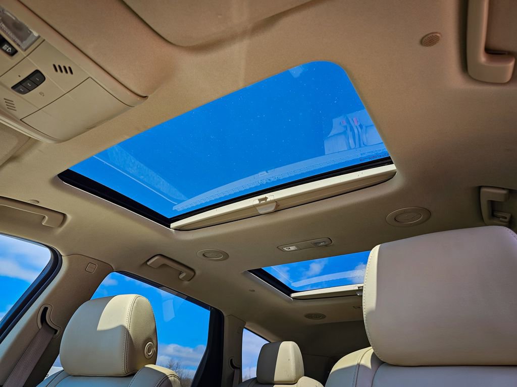 Used 2019 Buick Enclave Premium w/ Experience Buick Package image 18