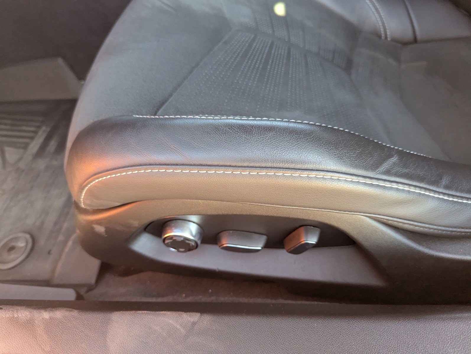 Certified 2023 Chevrolet Corvette Stingray Premium Conv w/ Z51 Performance Package image 15