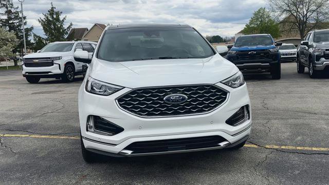 Used 2020 Ford Edge Titanium w/ Equipment Group 301A AWD/4WD image 3