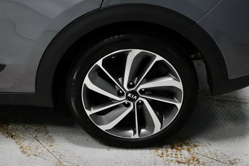 Used 2018 Kia Niro Touring FWD image 19