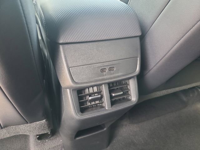 New 2026 Chevrolet Equinox LT w/ Convenience Package II FWD image 10
