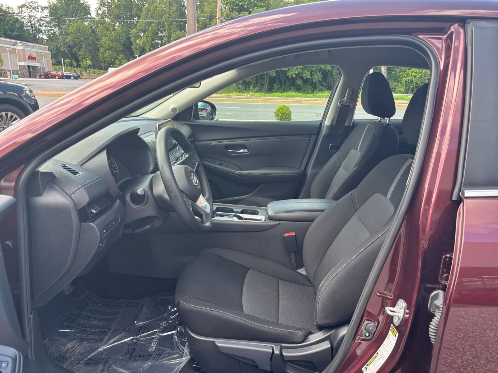 Used 2025 Nissan Sentra SV FWD image 20