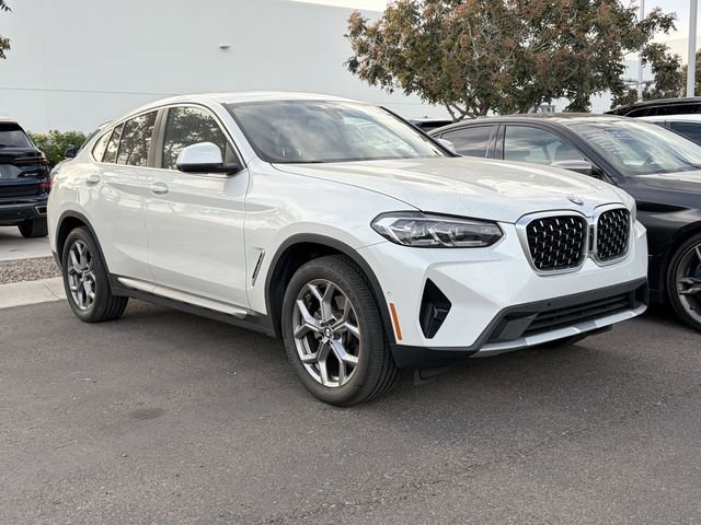 Used 2025 BMW X4 xDrive30i image 11