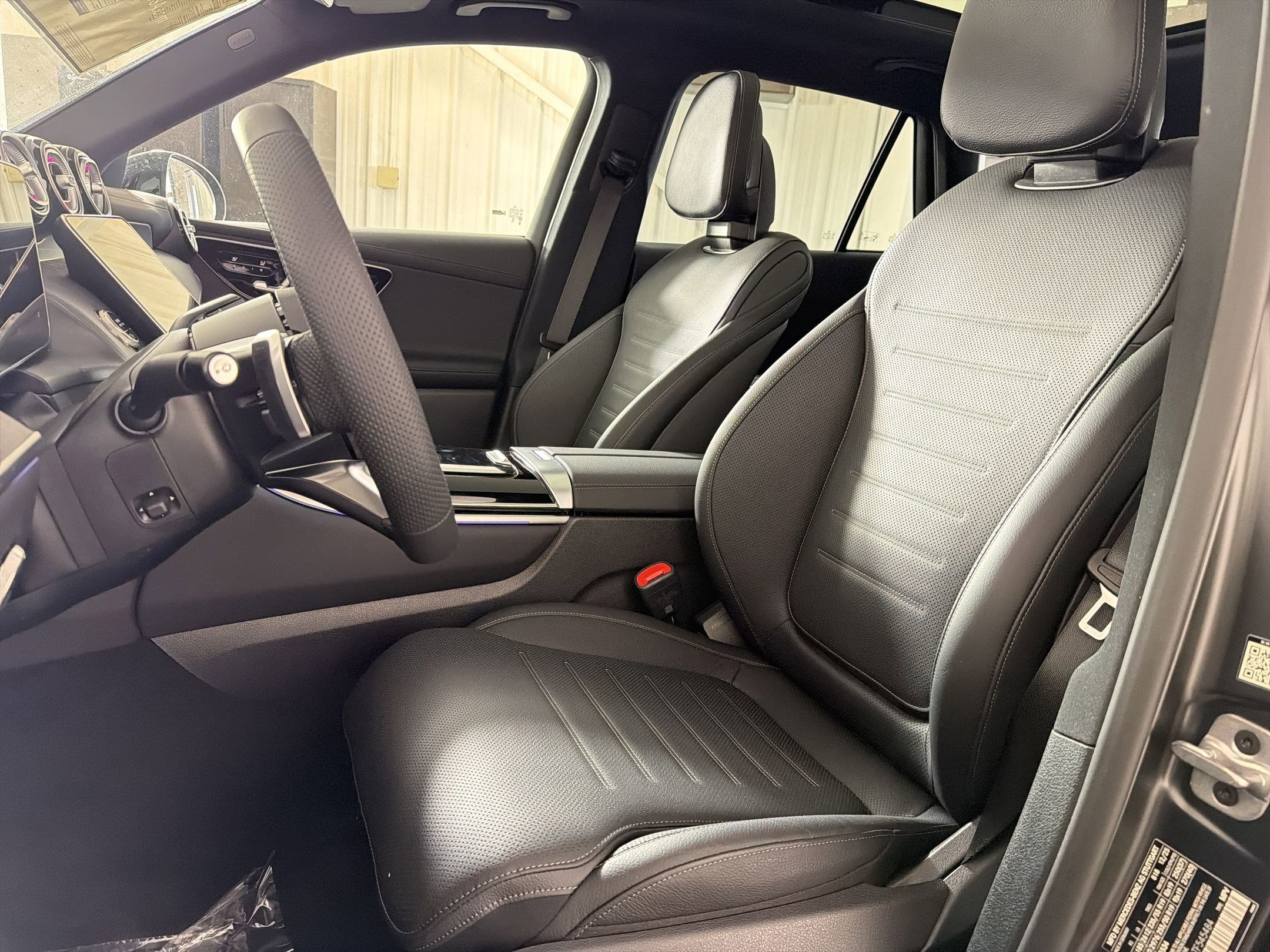 New 2026 Mercedes-Benz GLC 300 4MATIC image 5